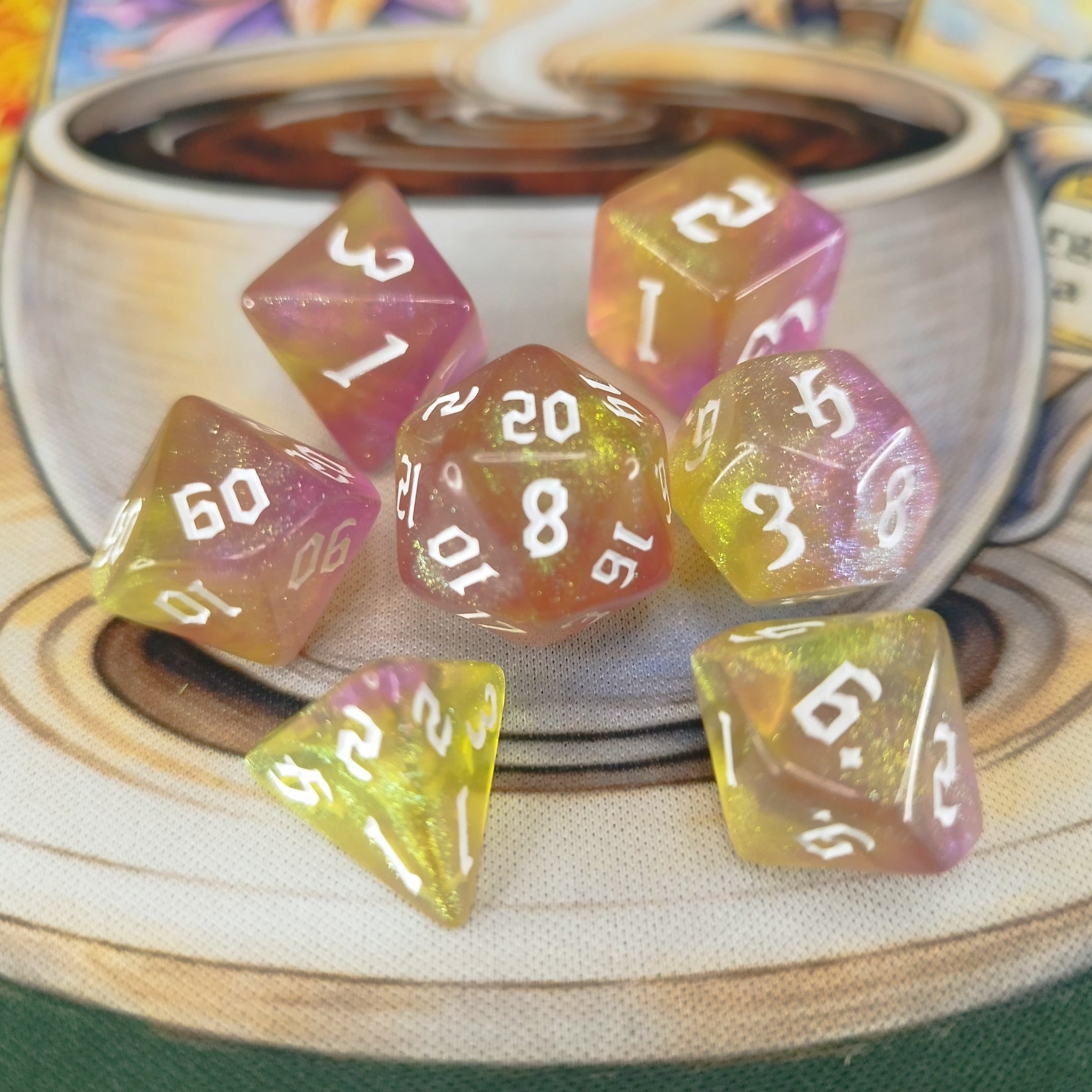 Shaman Dice Set - Yellow Rose