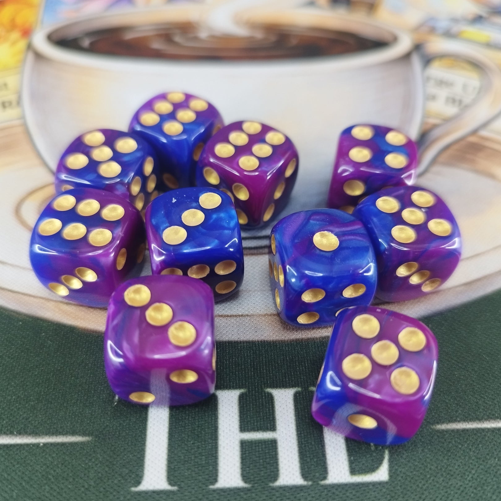 Colour Swirl D6's - Blue Purple