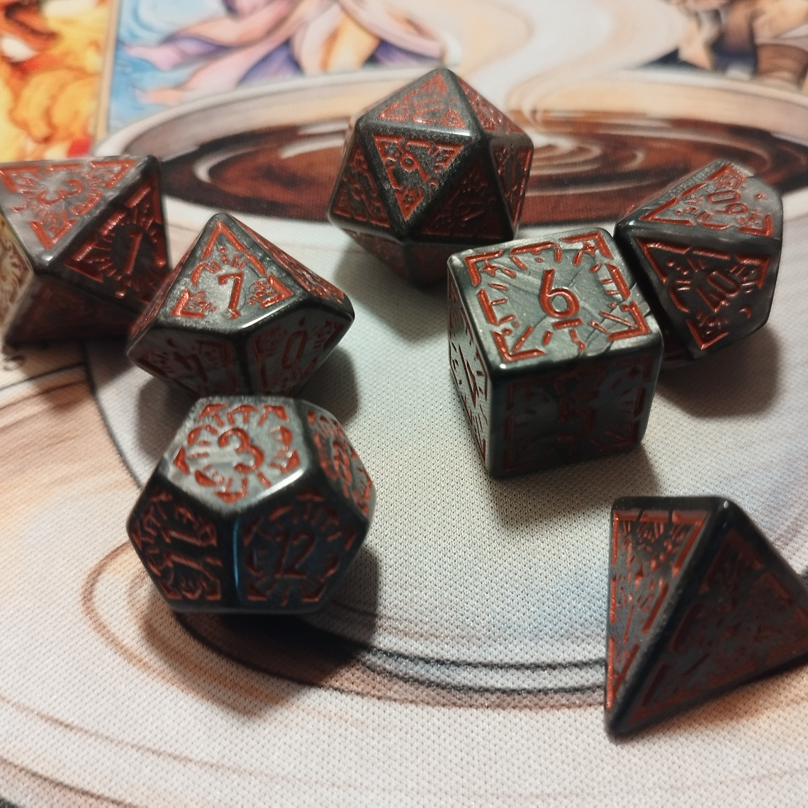 Patterned - Graphite Red