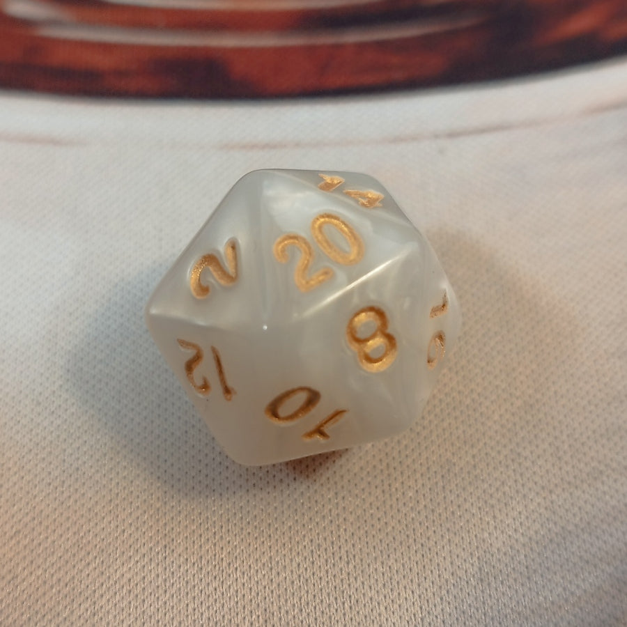 Pearlescent Dice Set - White
